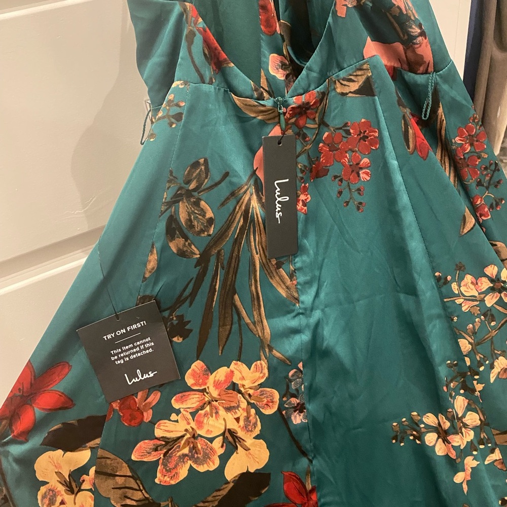Floral Green Wrap Dress - Picture 7 of 10